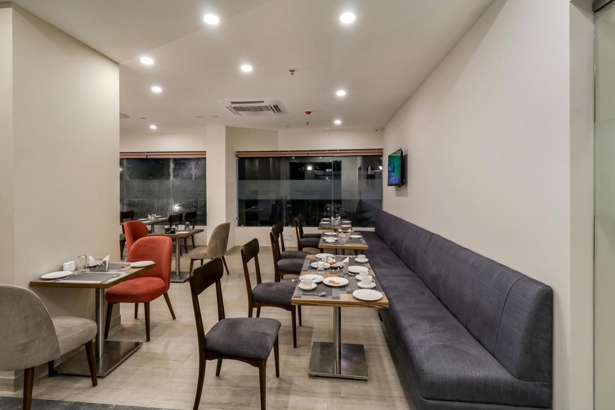 Starlit Suites Newtown Kalkuta Zewnętrze zdjęcie