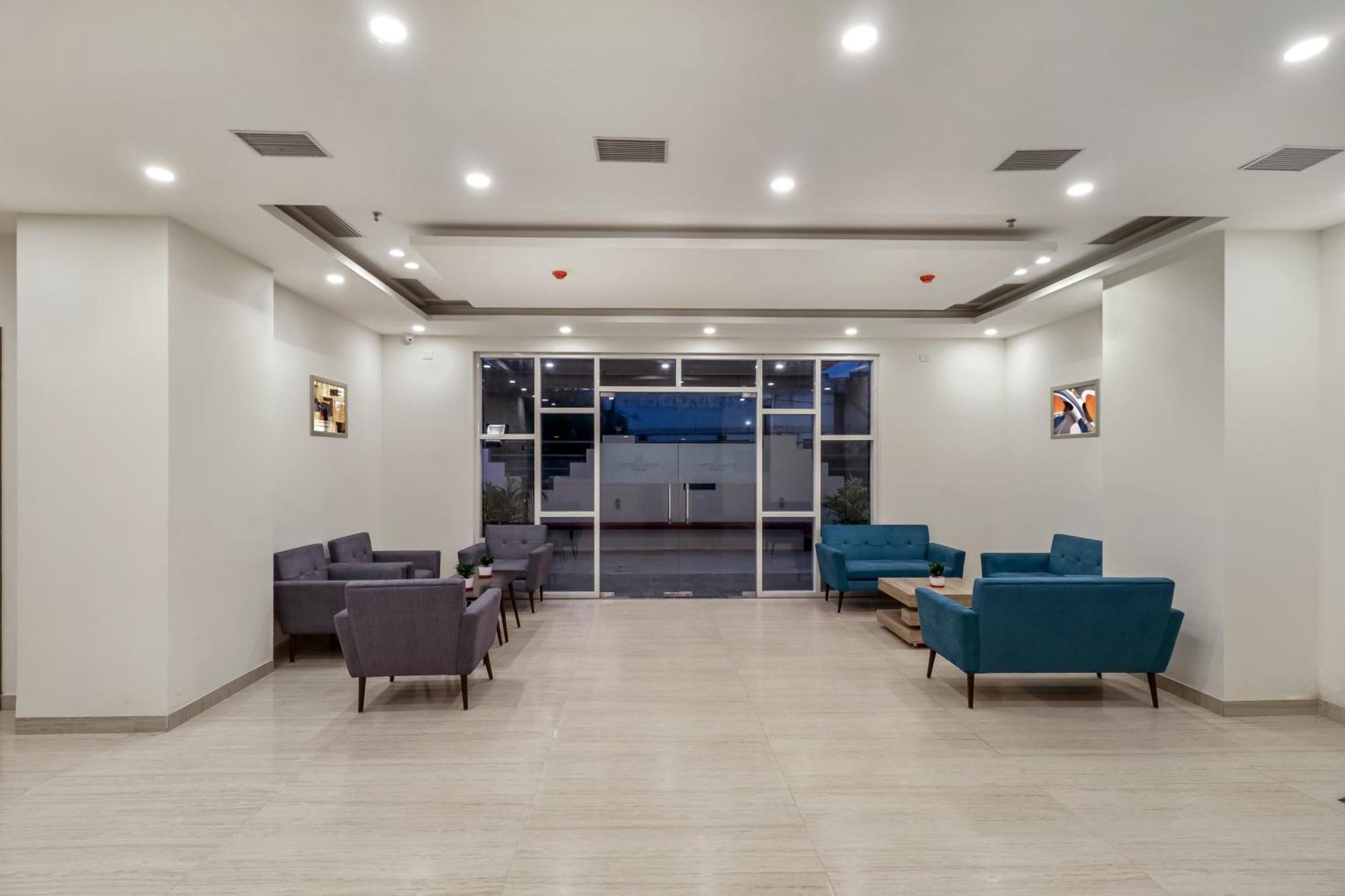 Starlit Suites Newtown Kalkuta Zewnętrze zdjęcie